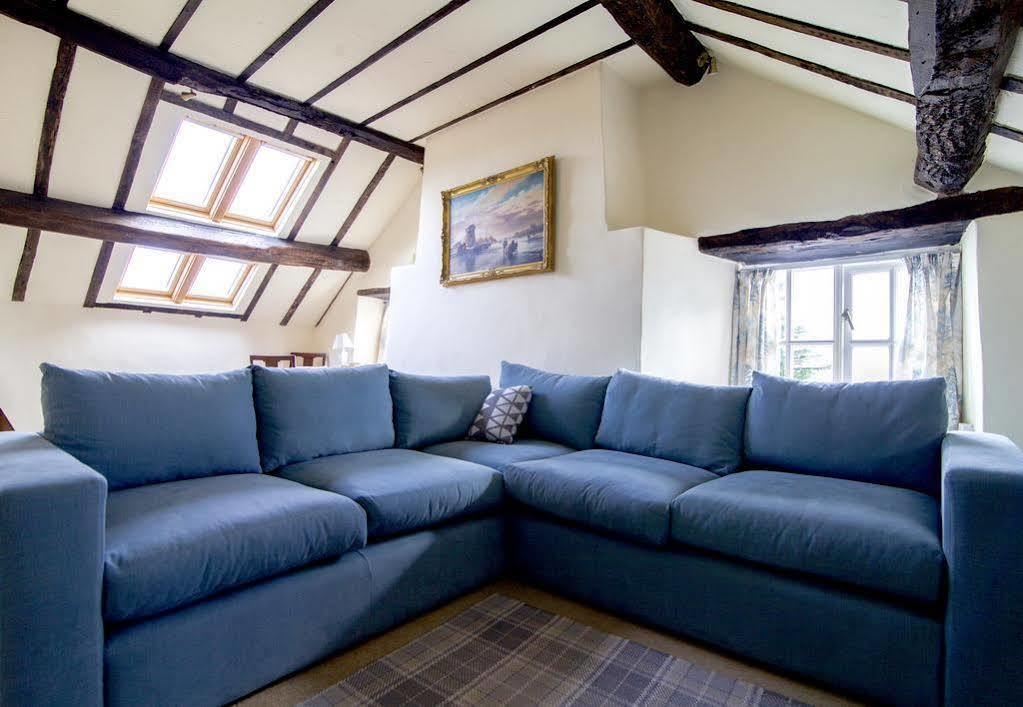 The Coach House Hotel บิช็อปส์คาสเซิล ภายนอก รูปภาพ
