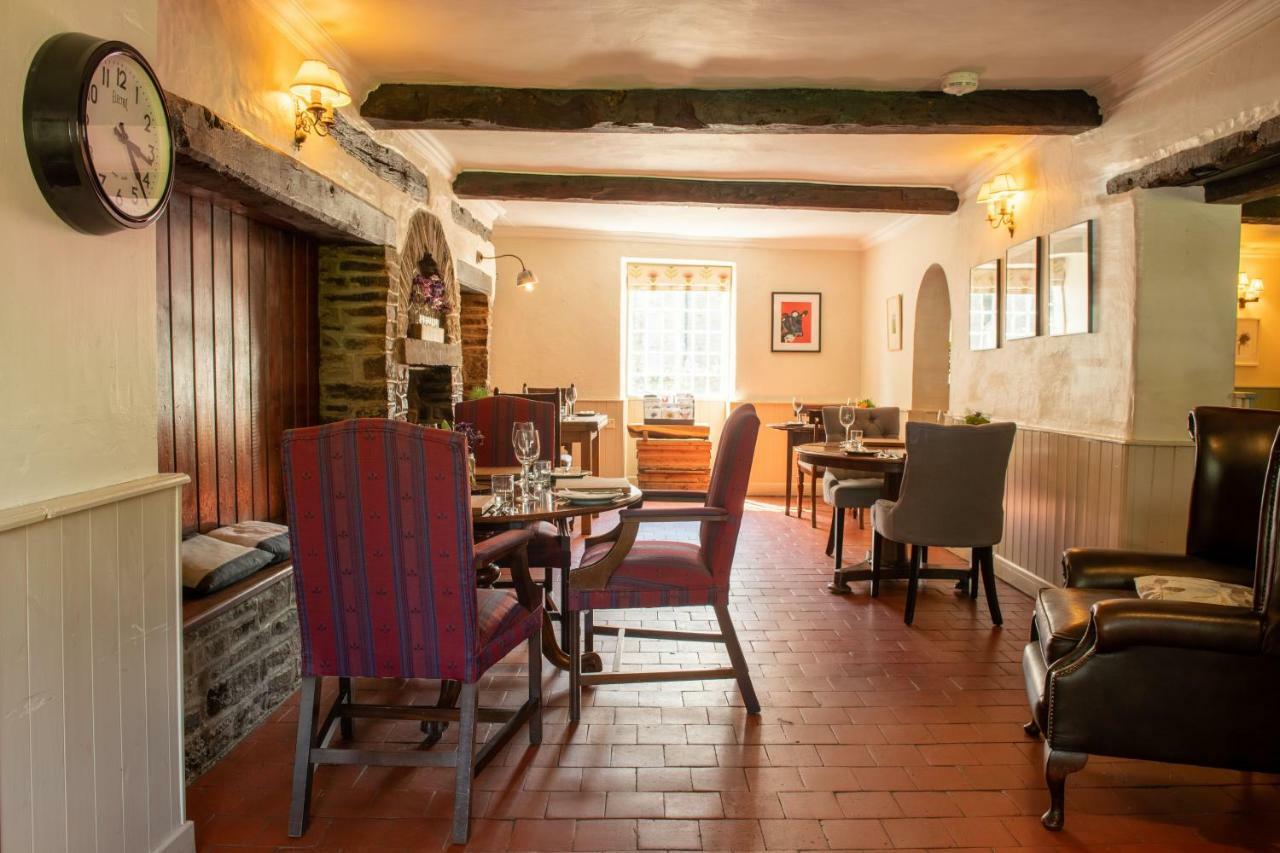 The Coach House Hotel บิช็อปส์คาสเซิล ภายนอก รูปภาพ