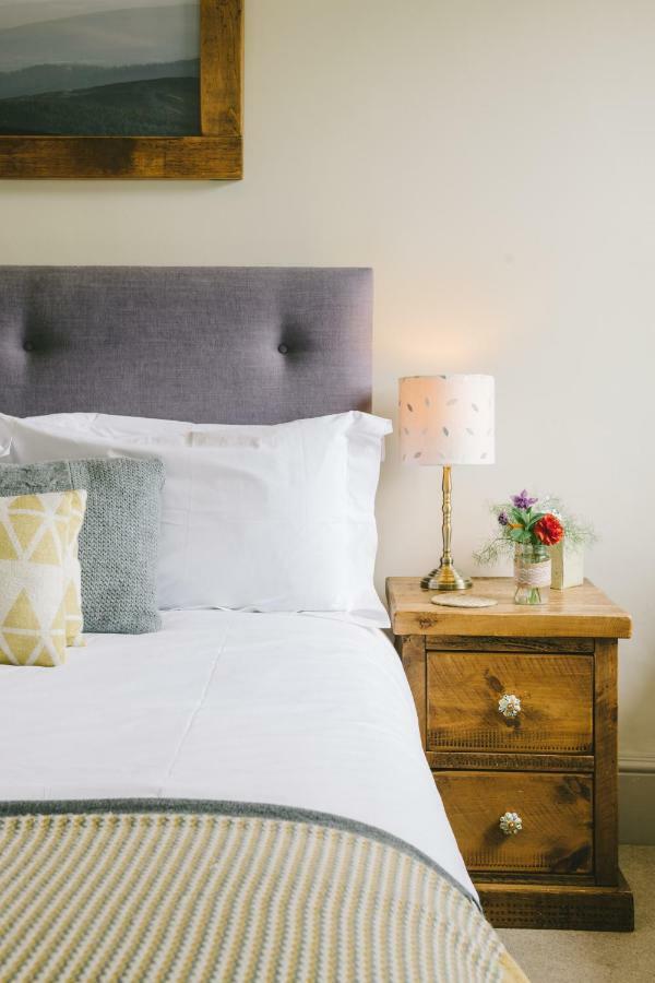The Coach House Hotel บิช็อปส์คาสเซิล ภายนอก รูปภาพ