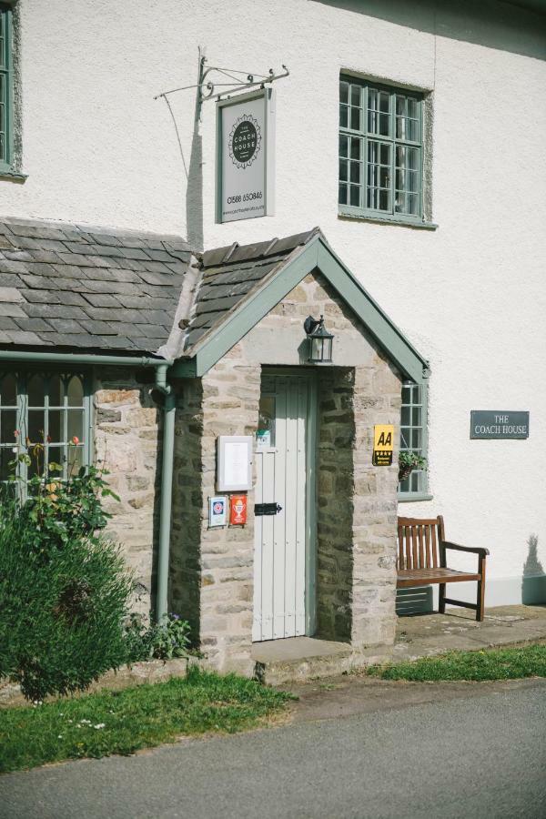 The Coach House Hotel บิช็อปส์คาสเซิล ภายนอก รูปภาพ